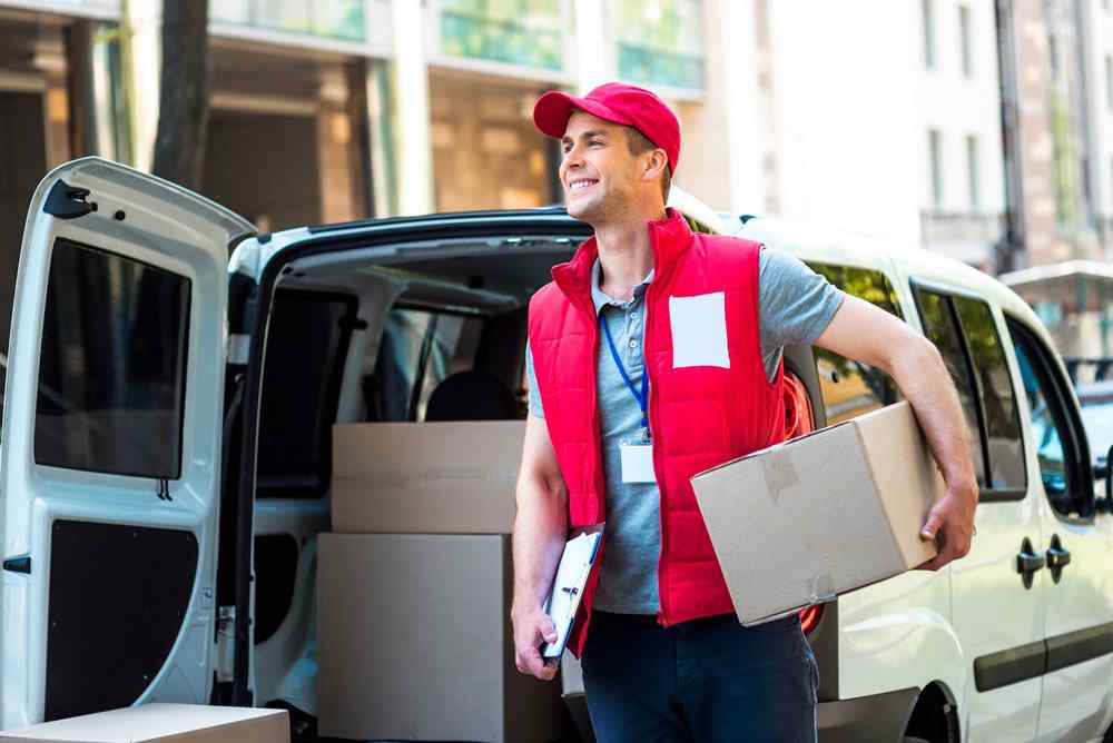 http://expresstransportsinc.com/wp-content/uploads/2015/09/shutterstock_308425934.jpg
